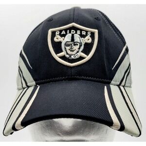 OAKLAND RAIDERS HAT CAP FITTED REEBOK ONE SIZE BLACK GREY NFL LOGO MENS